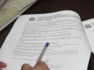 Assinatura de apoio financeiro para a prefeitura de Maracajá. Prefeito Arlindo Rocha, Chefe de divisão de planejamento, Odécia Almeida Souza da Silva e Cristiane Sant´Ana, diretora de educação e cultura do município-16