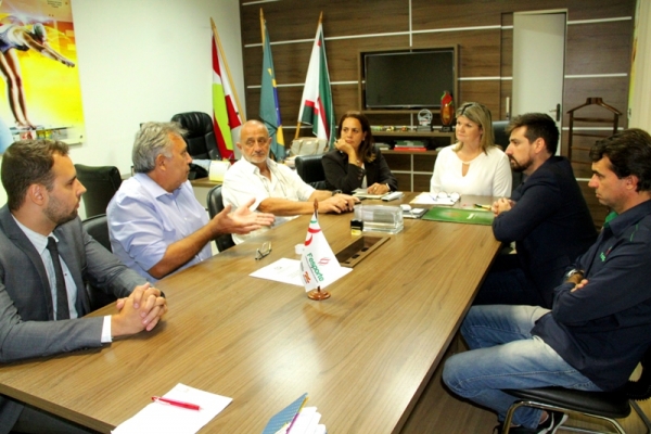 reuniao fesporte volei praia