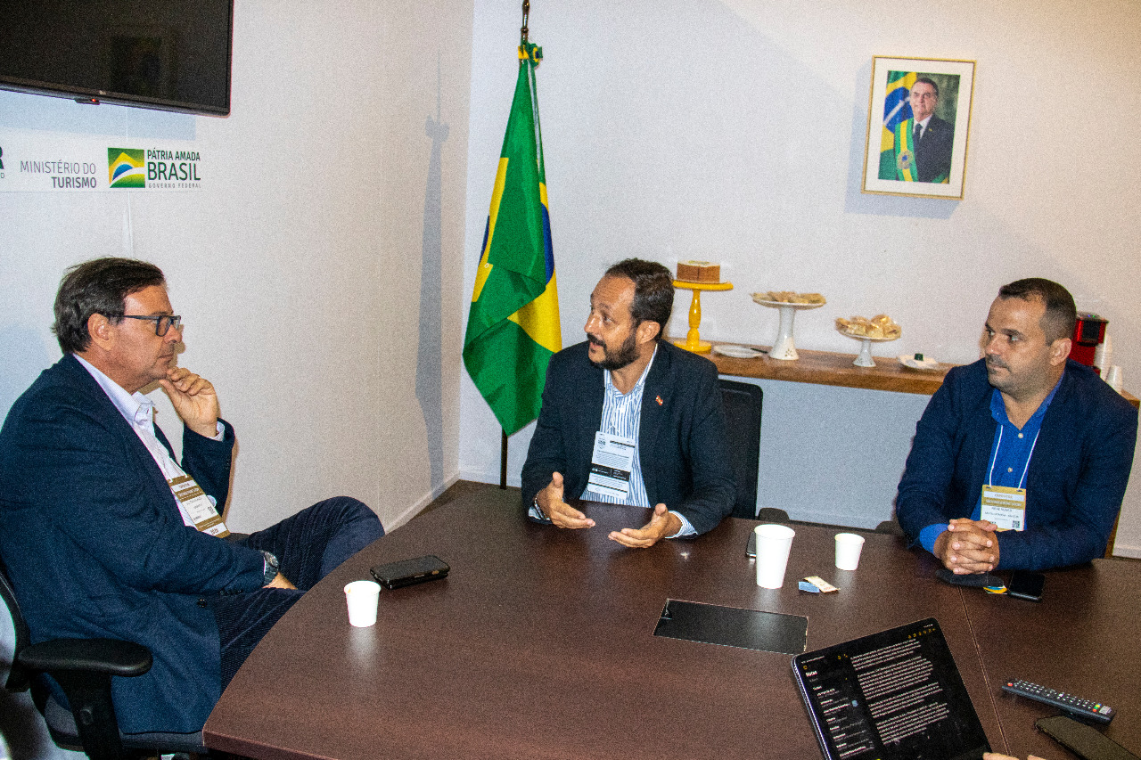 reuniao embratur